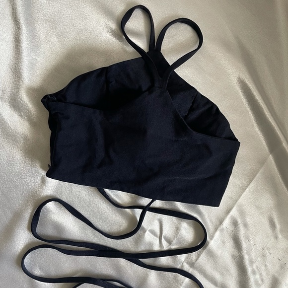 Lace Up Waist Crop Halter Top - Picture 3 of 5